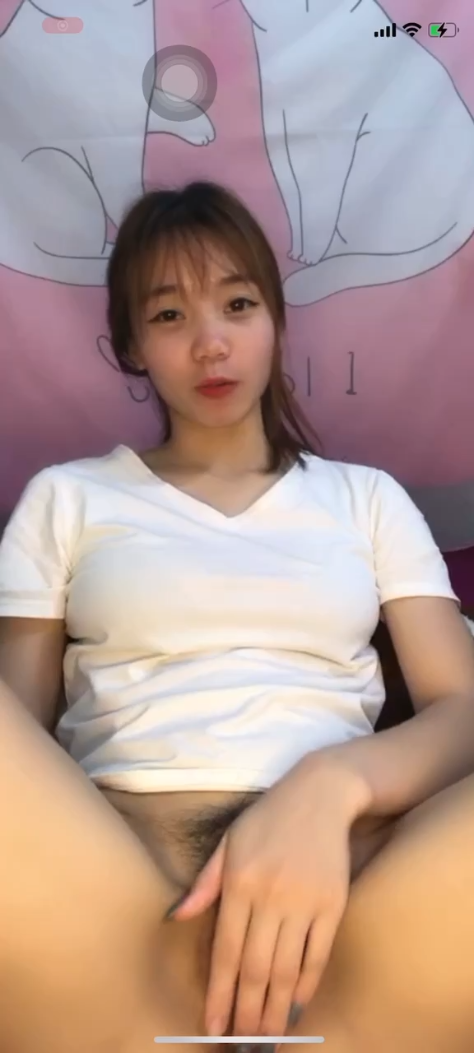 ao-trang-dang-chan-live