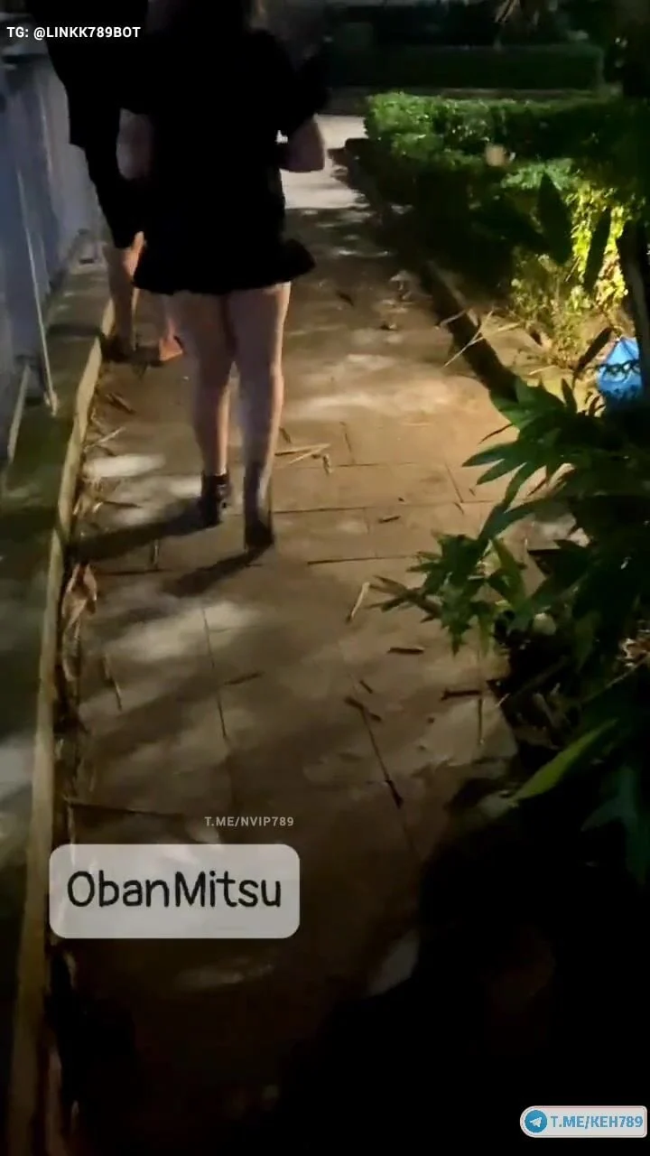 dat-em-ghe-dam-ra-cong-vien-show-hang-public-hoi-chuyen-voi-nguoi-la