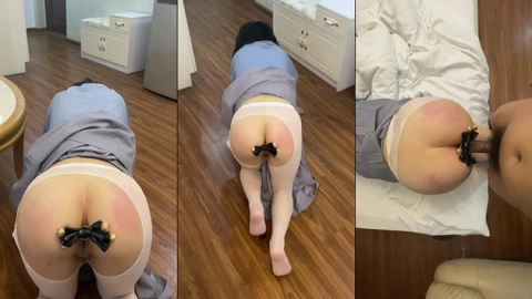 nhet-do-choi-vao-dit-bat-em-lam-cho-con-bo-khap-nha-chich-lu-a13-2